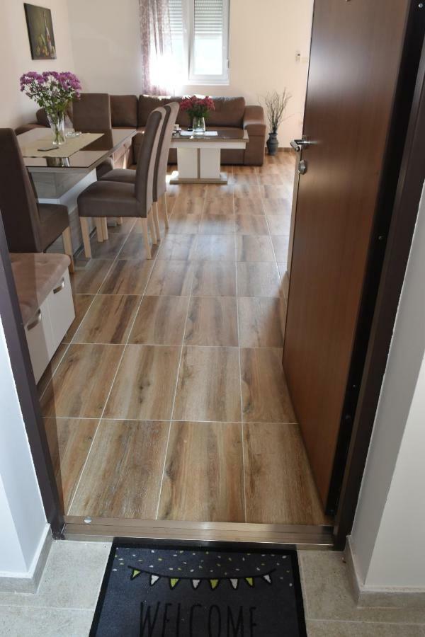 Apartments Sea View Kotor Luaran gambar