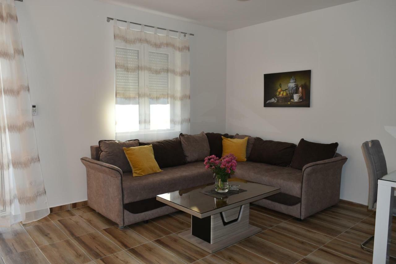Apartments Sea View Kotor Luaran gambar