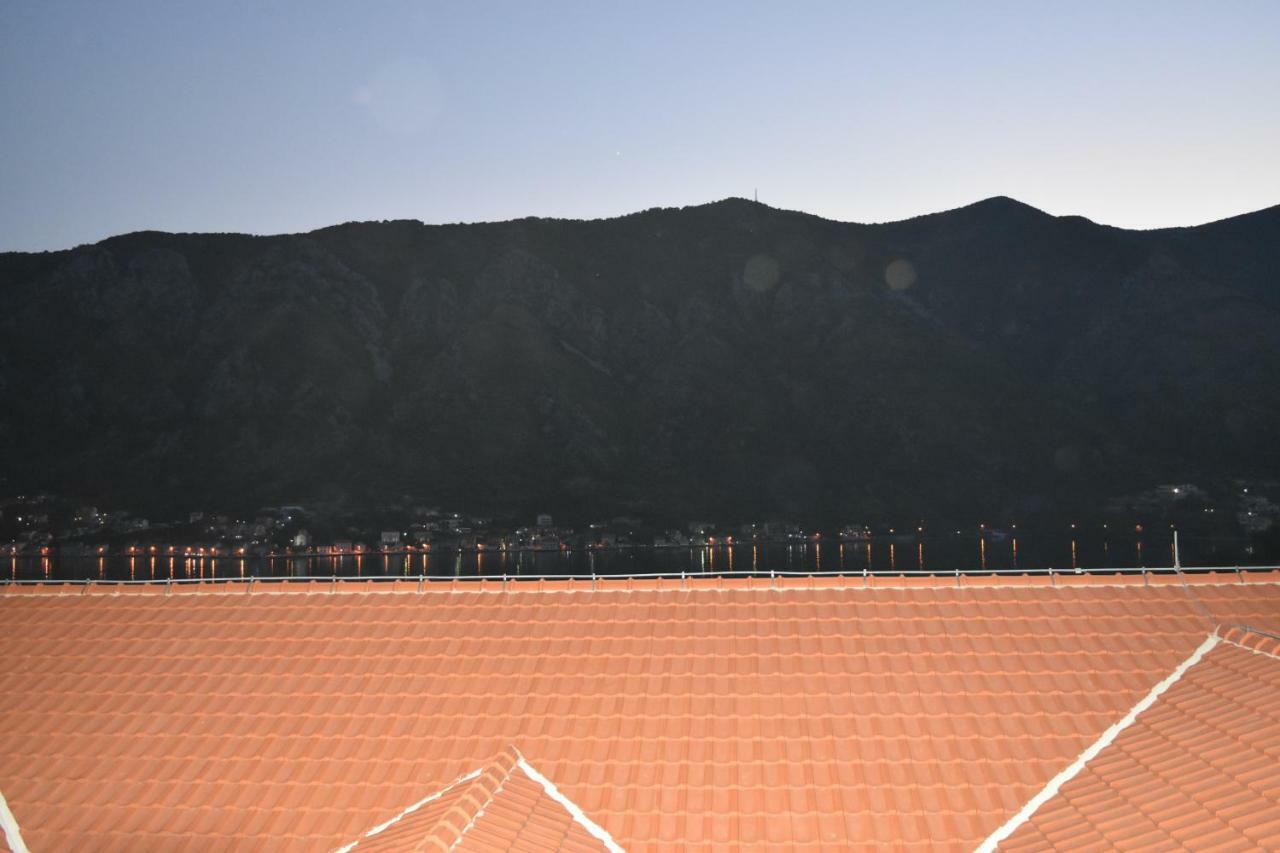 Apartments Sea View Kotor Luaran gambar
