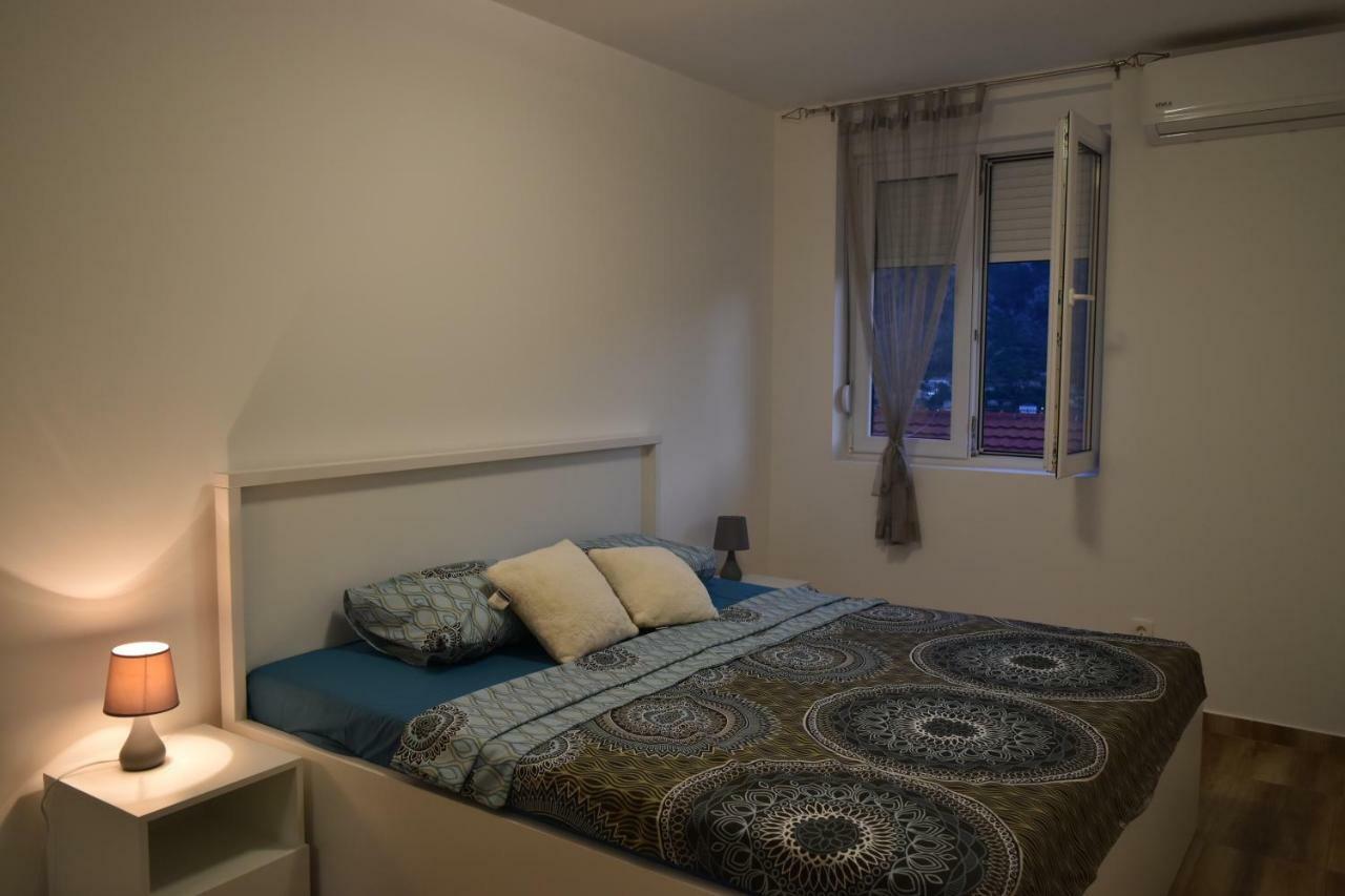 Apartments Sea View Kotor Luaran gambar